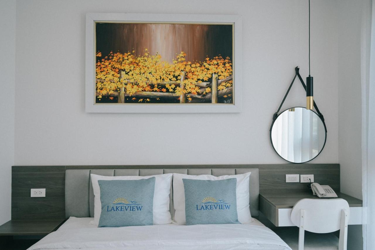 Lake View Hotel Hanoi Bagian luar foto