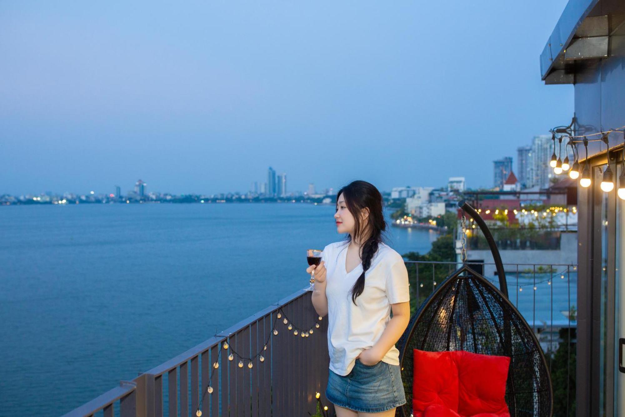 Lake View Hotel Hanoi Bagian luar foto