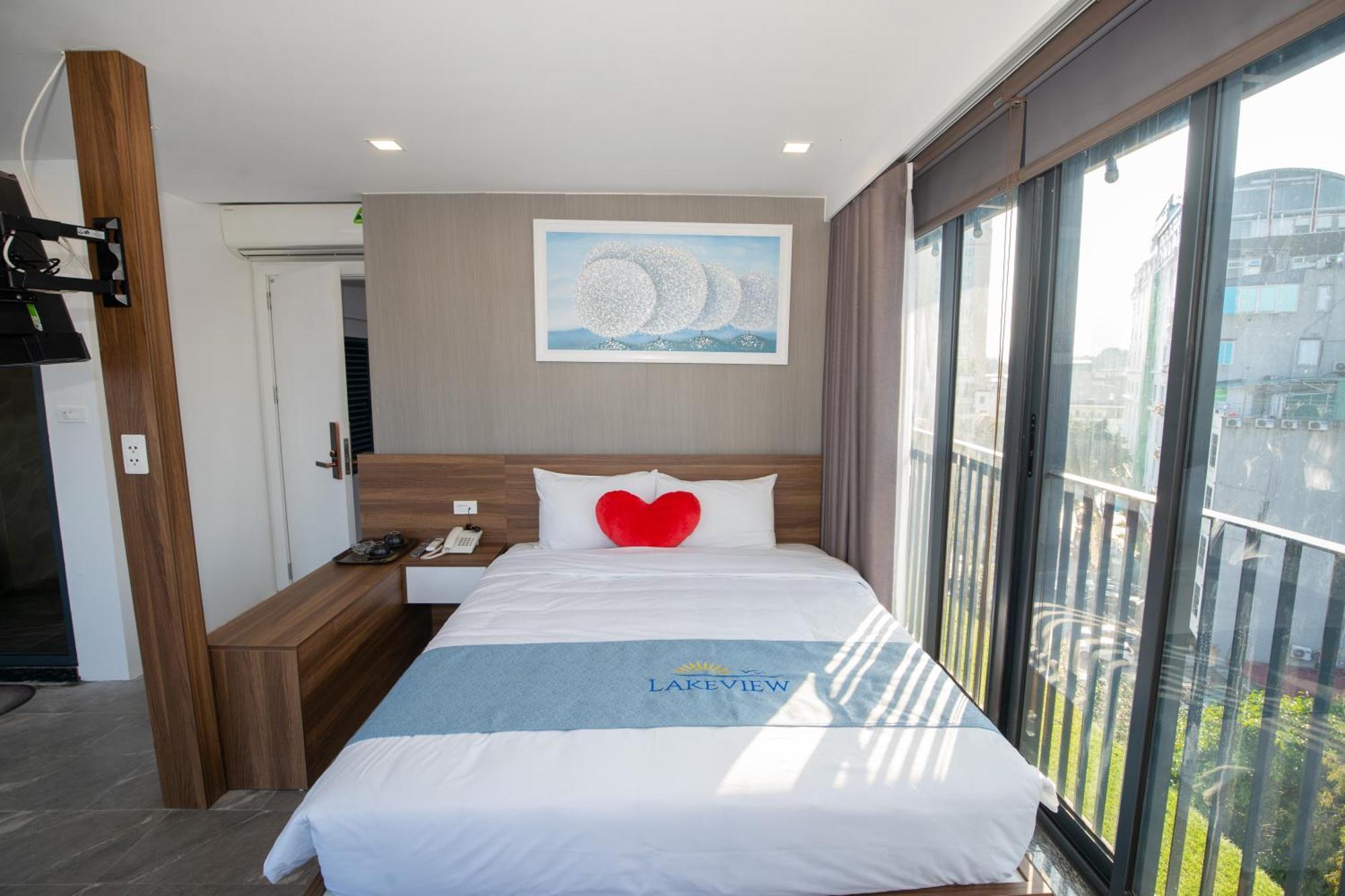 Lake View Hotel Hanoi Bagian luar foto