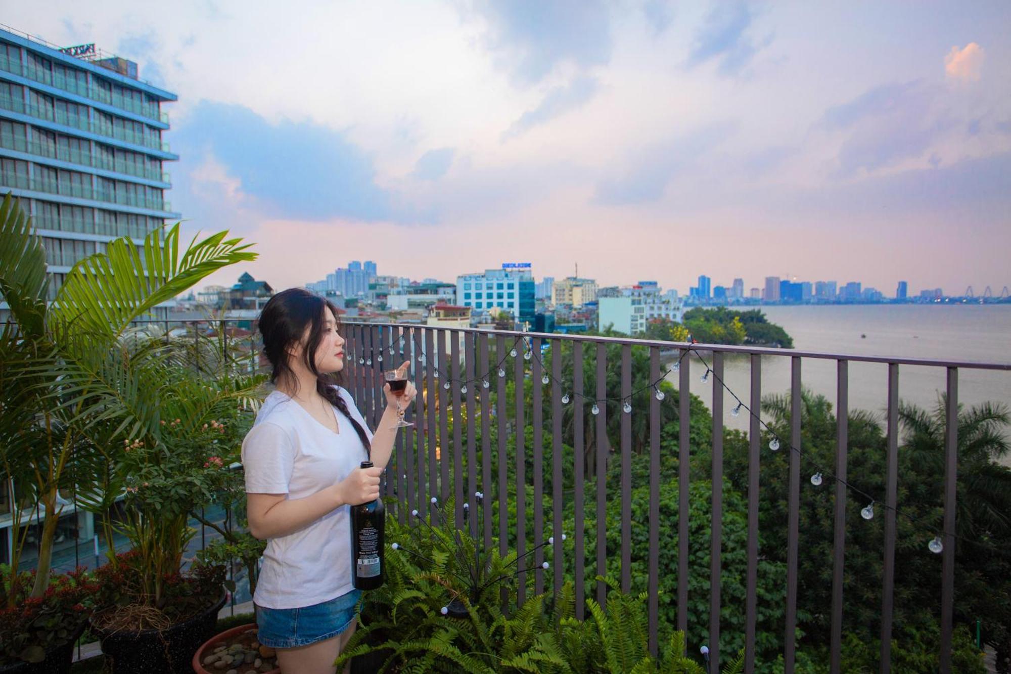 Lake View Hotel Hanoi Bagian luar foto